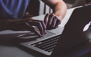 预测维拉2-3热刺维拉与切尔西同积63分争欧冠席位 拉什福德伤缺